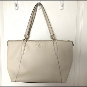Used Coach tote